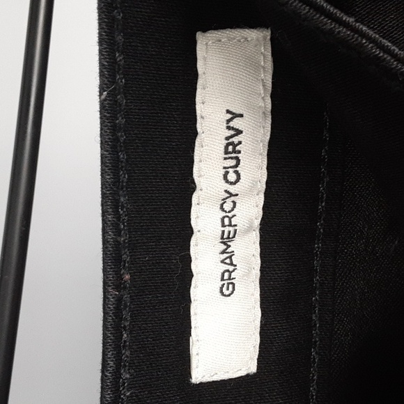 Jones New York Black Gramercy Curvy Bootcut Jeans - Picture 5 of 11